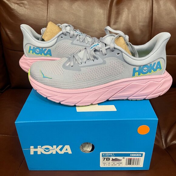 Womens Hokas Arahi 7 - Picture 1 of 4